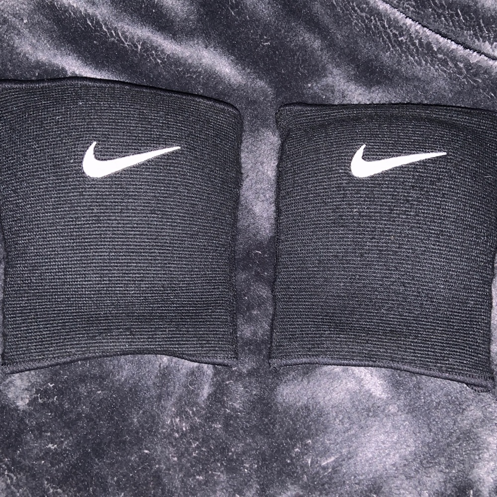 Nike Volleyball Knee Pads